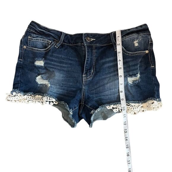 Dark Denim Distressed Crochet Bottom Denim Jean Short 12 - Picture 6 of 9